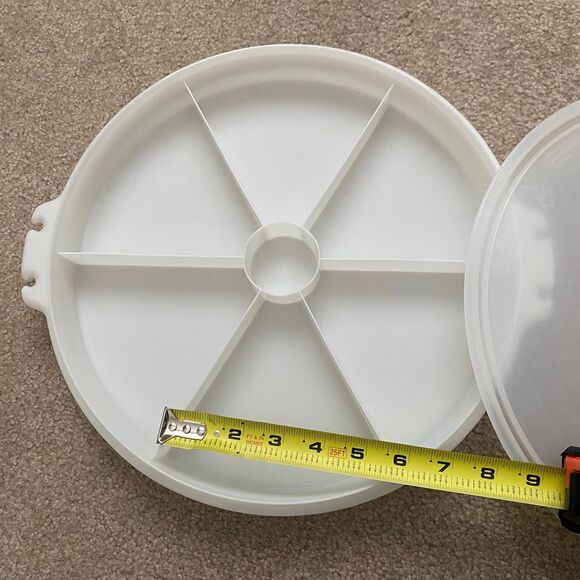 Vintage Tupperware Divided Relish Tray with Lid EUC Veggie Party Tray Hosting - Picture 5 of 11